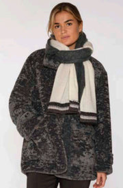 Maddy Fake Fur Coat | Grey | Jakke fra Gustav