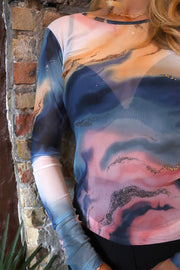 Mesh Ls Tshirt | Blue Peach Gold Marble | Bluse fra Liberté