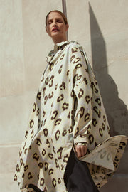 Poncho w. Sleeves Rain221Spp | Leopard | Poncho fra Ilse Jacobsen