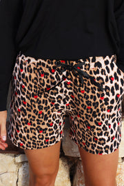 Alma Shorts | Lux Leo Red Heart | Shorts fra Liberté