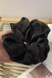 The Heart Scrunchie | Sort | Hårelastik fra By Timm