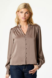 Massima Drapy Satin Blouse | Dark Taupe | Bluse fra Neo Noir