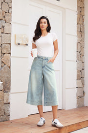 Betty Bermuda Capri Pant | Lyseblå | Shorts fra Avery