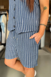Melina Linen Shorts | Blue Stripe | Bukser fra Black Colour