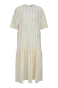 Londa Dress 208040 | Moonbeam | Kjole fra Freequent – nedsat