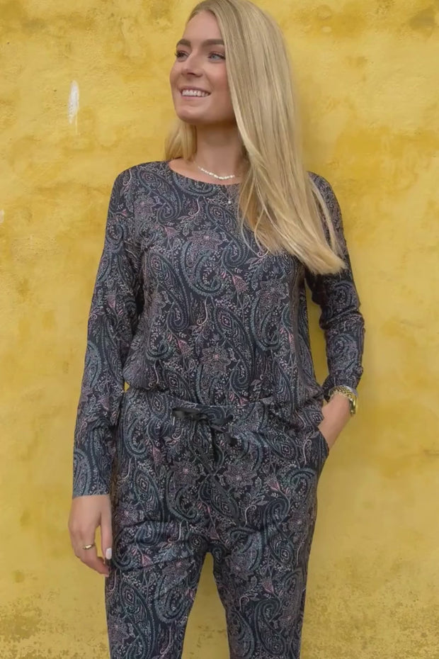 Alma Ls Top | Night Sky Paisley | Top fra Liberté