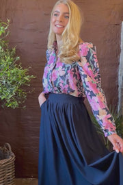 Flora Ls Blouse | Navy Rose Flowers | Bluse fra Liberté