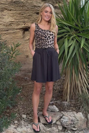Alma Short Loose Skirt | Black | Nederdel fra Liberté