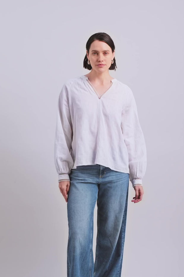 Zeina Linen Blouse  | White | Bluse fra Mos Mosh