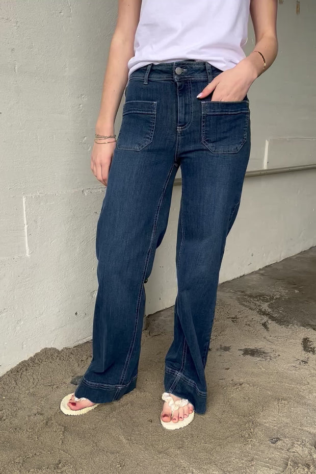 Eleonora Jeans | Dark Blue Denim | Jeans fra French Laundry