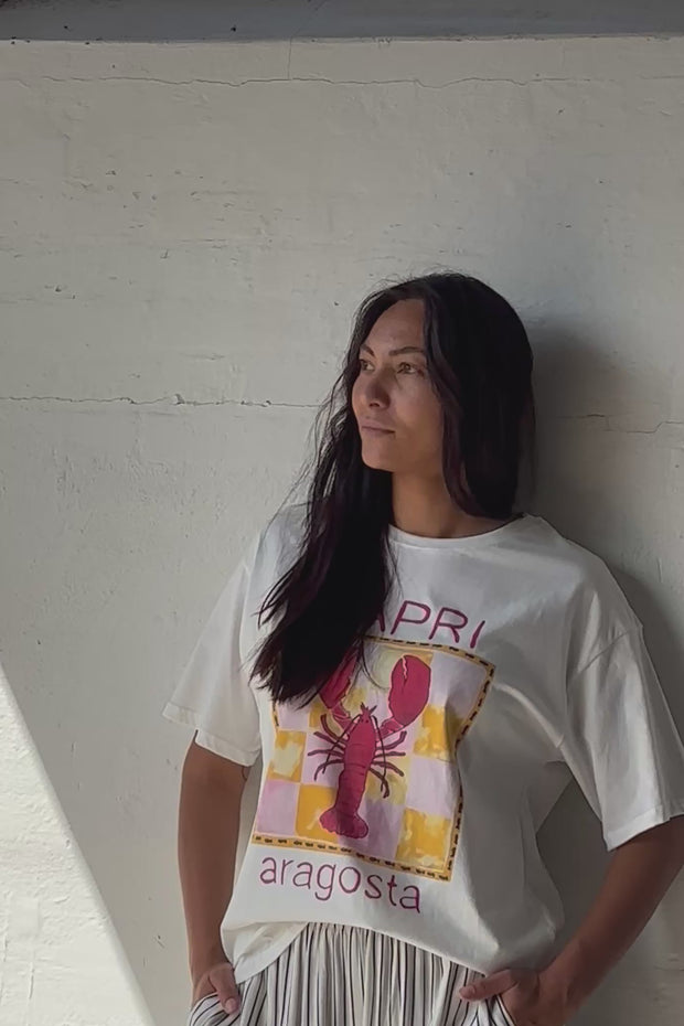 Capri Aragosta Tee | T-shirt fra Atelier C
