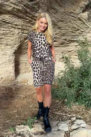 Alma Long Shorts | Big Lux Leo Fossil | Shorts fra Liberté