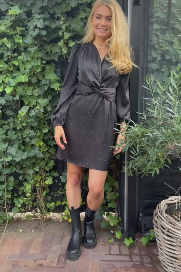 Tiki Ls Twist Dress | Black Diamond | Kjole fra Liberté