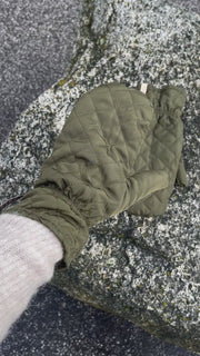 Marta Quilt Mitten 51013 | Military | Vanter fra Marta du Chateau