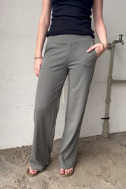 Freya Long Pants | Army | Bukser fra French Laundry
