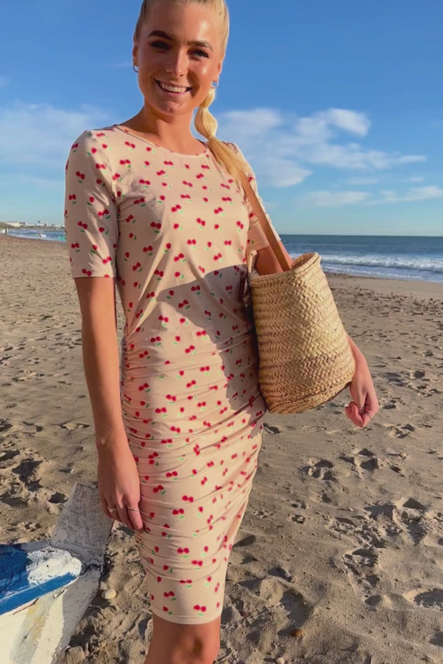 Alma Dress3 | Sand Heart Cherry | Kjole fra Liberté
