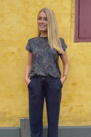 Alma U Tshirt | Night Sky Paisley | T-Shirt fra Liberté