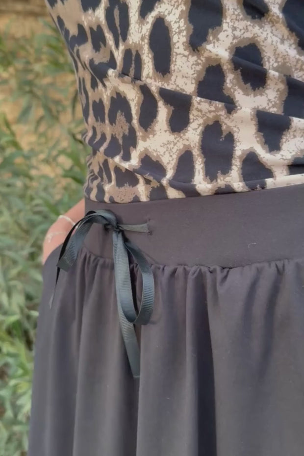 Alma Short Loose Skirt | Black | Nederdel fra Liberté