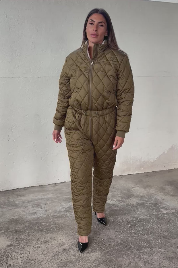 Isola Teddy Jumpsuit | Mørkegrøn | Termodragt fra French Laundry