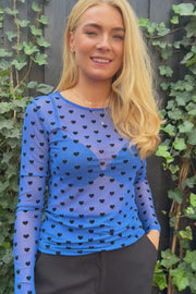 Mesh Ls Tshirt | Electric Blue Black Flock Heart | Bluse fra Liberté