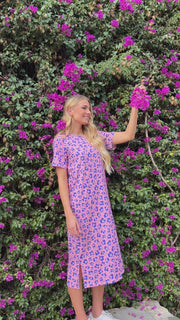 Alma Tshirt Dress | Pink Purple Flower | Kjole fra Liberté