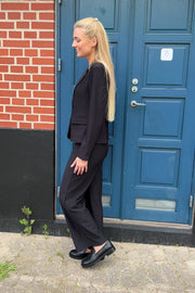 Henne Wide Pants | Black | Bukser fra Liberté