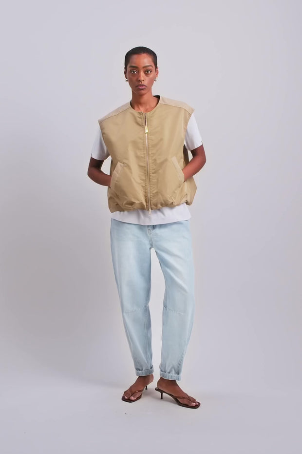 Kura Solid Waistcoat   | Sesame | Vest fra Mos Mosh