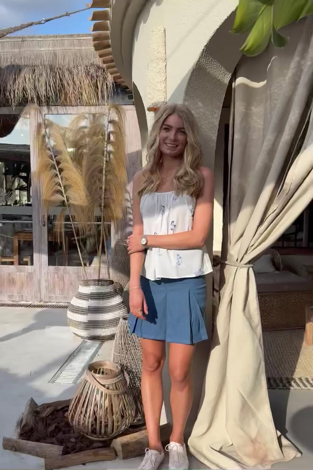 Camilla Strap Top | White Blue Flower | Top fra Liberté