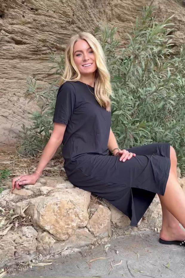 Alma Tshirt Dress | Sort | Kjole fra Liberté