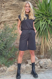 Alma Long Shorts | Black | Shorts fra Liberté