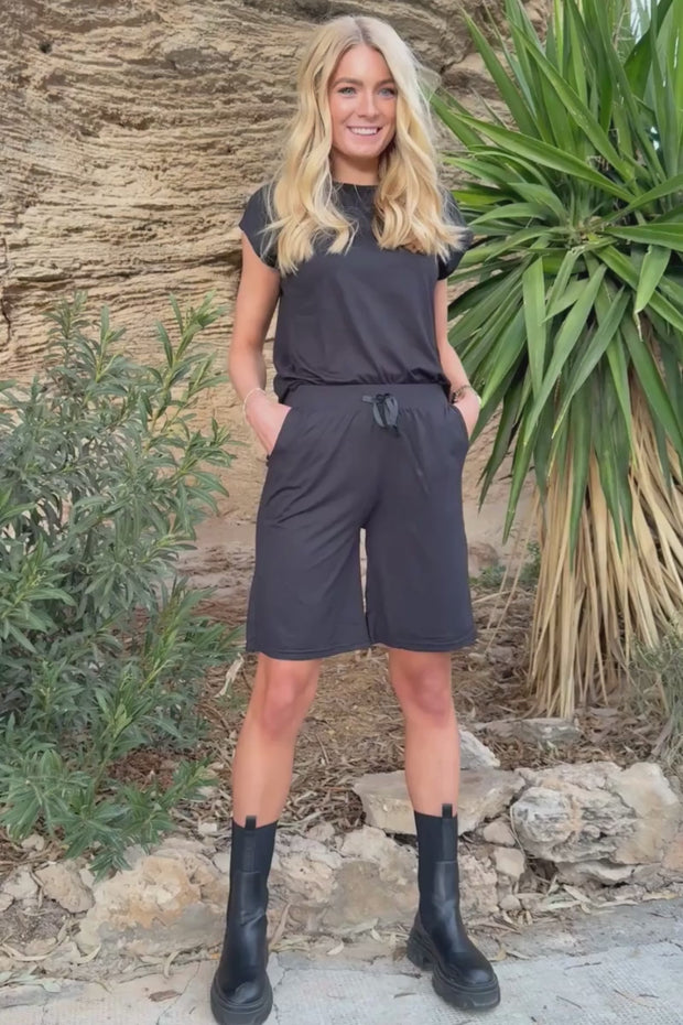 Alma Long Shorts | Black | Shorts fra Liberté