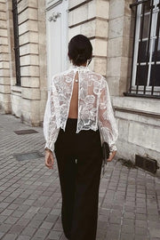 Floral Emb Lace Blouse | Blonde bluse fra Avery