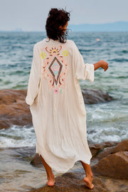 Molly Embroidery Kimono Dress | Kjole fra Avery