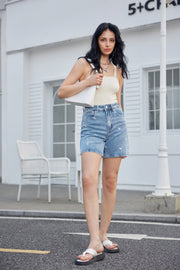 Embroidered Jean short | Lyseblå | Shorts fra Avery