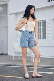Embroidered Jean short | Lyseblå | Shorts fra Avery