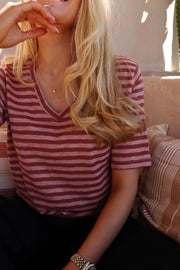 Ulla Ss Vneck Stripe Tshirt | Rose Dark Rose Stripe | T-Shirt fra Liberté