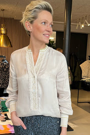 Hazel, shirt | Ivory | Skjorte fra Gustav