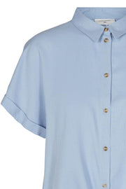 Hella Shirt Tie | Lyseblå | Skjorte med bindebånd fra Freequent