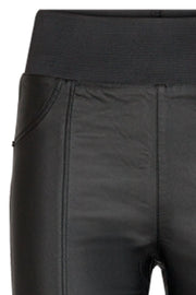Shantal Ankle Pant Cooper Slit | Black | Coatede bukser fra Freequent