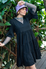 Paige Short Boho Dress | Black | Kjole fra Black Colour