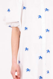 Veronica Flower Emb. Dress | White | Kjole fra Neo Noir