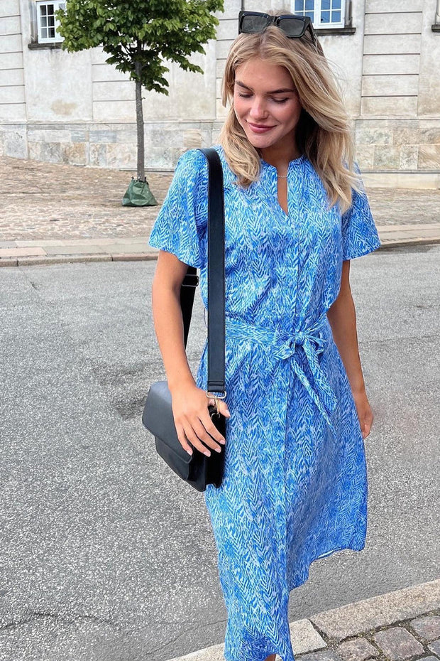 Whirlpool kristen skuespillerinde Lane Ditsy Glow Dress | Blue | Kjole fra Neo Noir – Lisen.dk