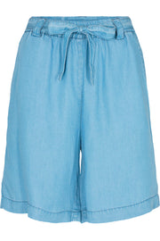 Rosie Shorts Belt | Light Blue | Shorts fra Freequent