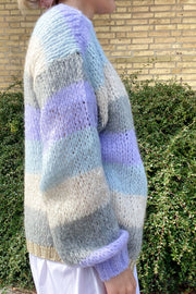 Kala Knit Cardigan | Light Blue & Light Purple Stripe | Cardigan fra Noella