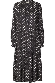 Kaia Dress | Vasket sort | Kjole med prikker fra Lollys Laundry