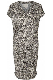 Indiana Dress | 72 Leopard Print | Kjole fra Lollys Laundry