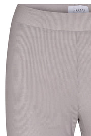 Natalia-Tight-Shorts | Warm Grey | Shorts fra Liberté