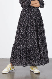 Bonny Skirt | 99 Black | Nederdel fra Lollys Laundry