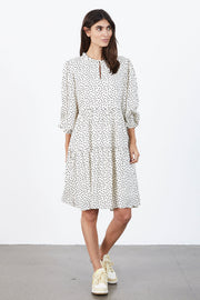 Eva Dress | Dot Print | Kjole fra Lollys Laundry