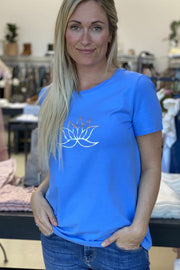 Lotus | Clear blue | T-shirt fra Prepair